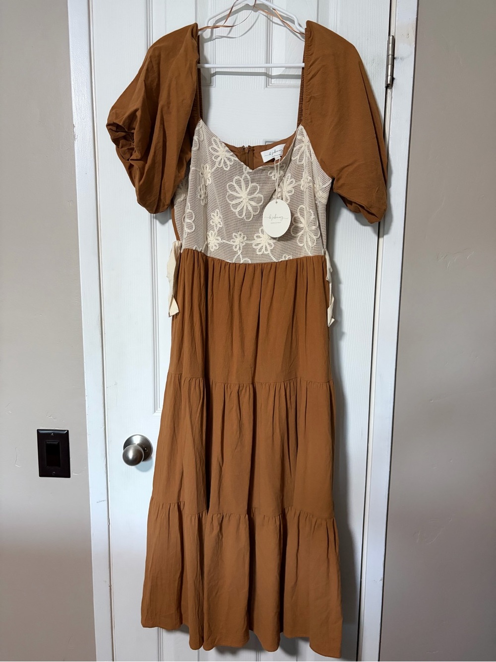 Puff-Sleeve Maxi Dress with Cream Lace Bodice in Rust Brown